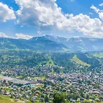 View Sur Arly E10 - Happy * Megeve